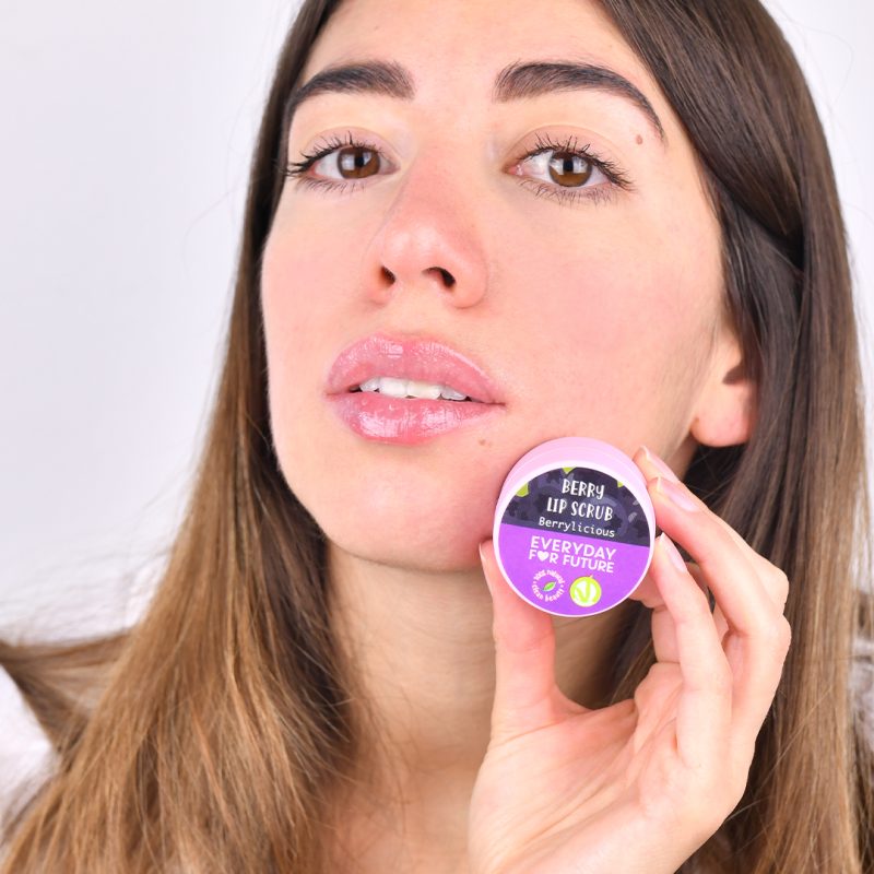 Kiss Therapy - Berrylicious Lip Scrub & Balm