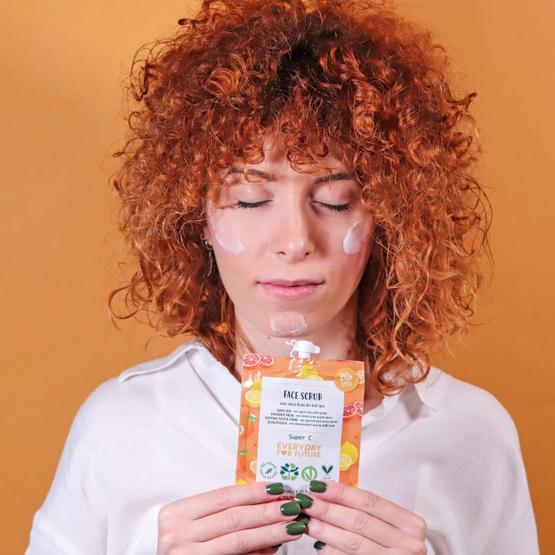 Scrub Viso Illuminante 40ml - Super C